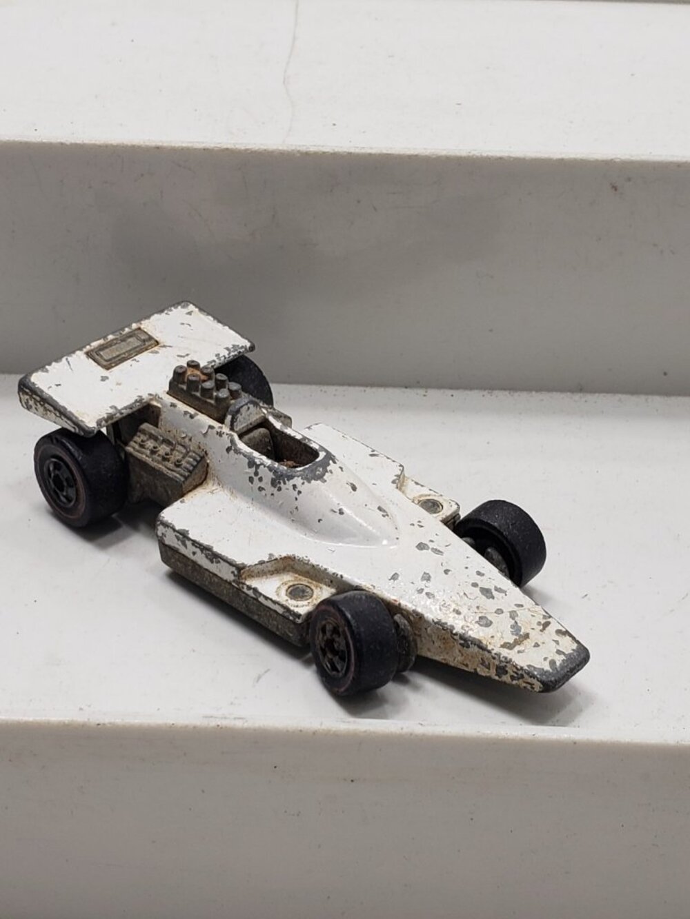 Vintage Hot Wheels Redline Formula 5000 White Hong Kong 1977 Missing Windshield